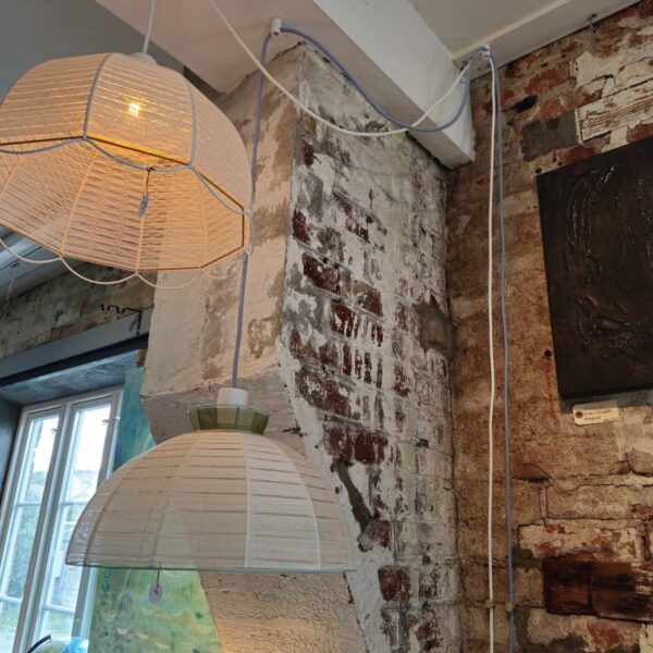 Alternative view of Drapering hvit – V krok oppheng til lampe for tak og vegg