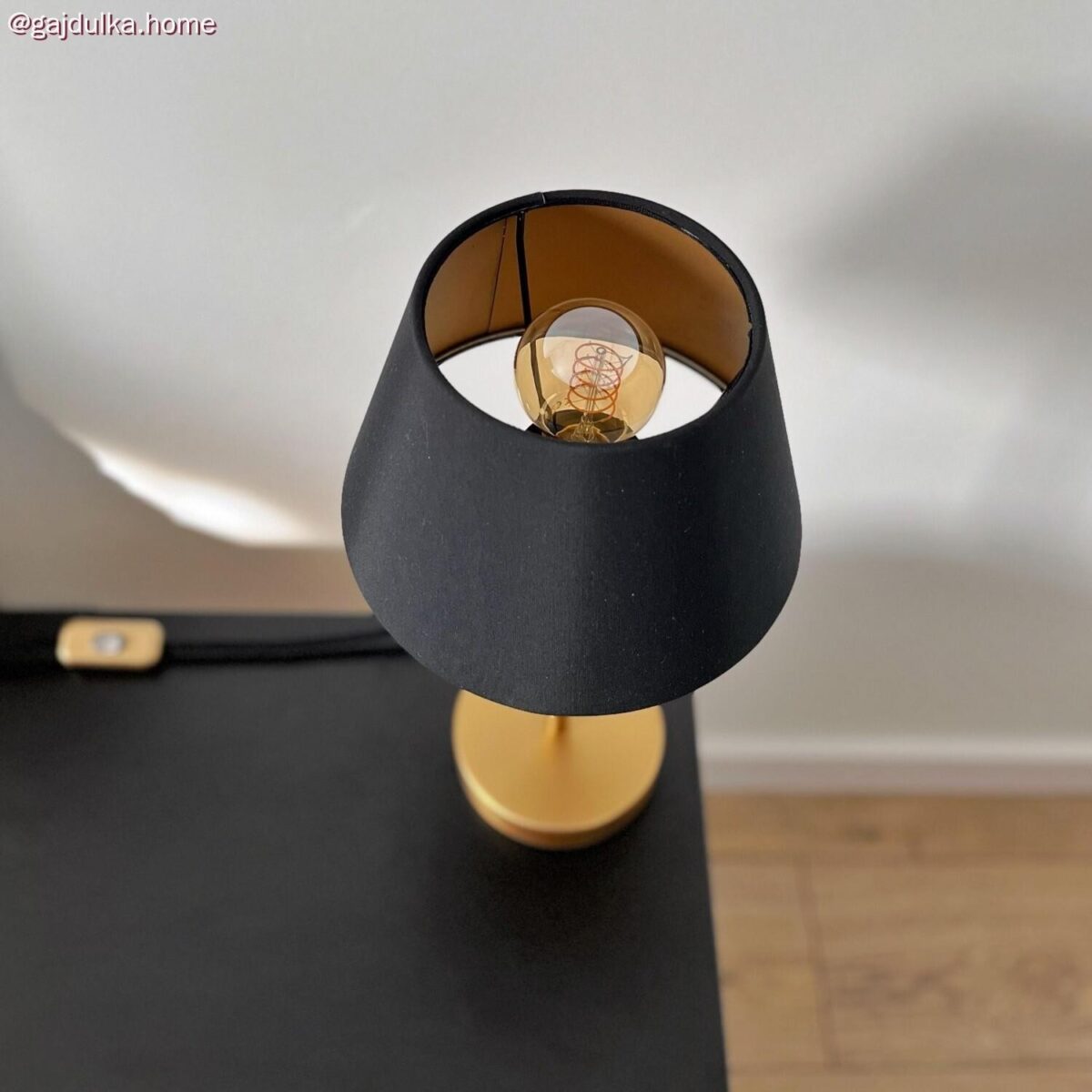 E27 A60 Carbon, Spiral LED Spiral – 4W, Ekstra varm, 1800K, Dim - Bilde 2