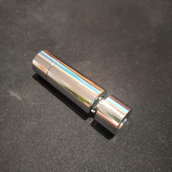Justerbart Ledd av Metall M10. Bevegelig hult ledd til lampe - Chrome