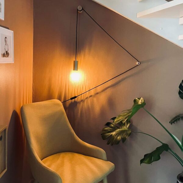 Drapering treverk – V krok oppheng til lampe for tak og vegg - Bilde 3