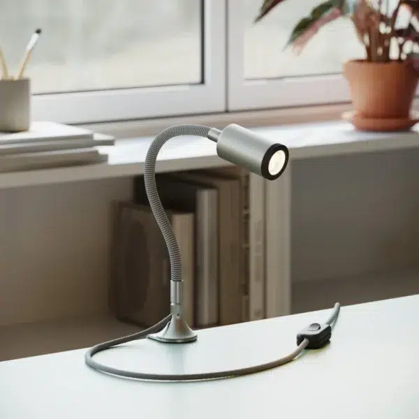 Alternative view of Mag-I Spot bordlampe med bordklemme - Børstet Titan