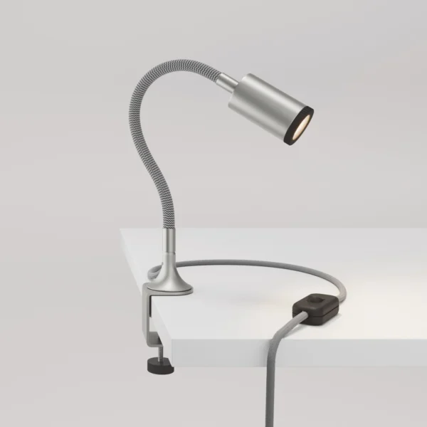 Mag-I Spot bordlampe med bordklemme - Børstet Titan