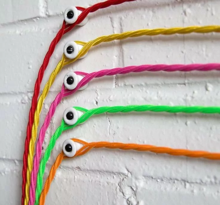 Isolator Retro (6pk) Hvit - Gammeldags keramisk isolator for ledning på vegg