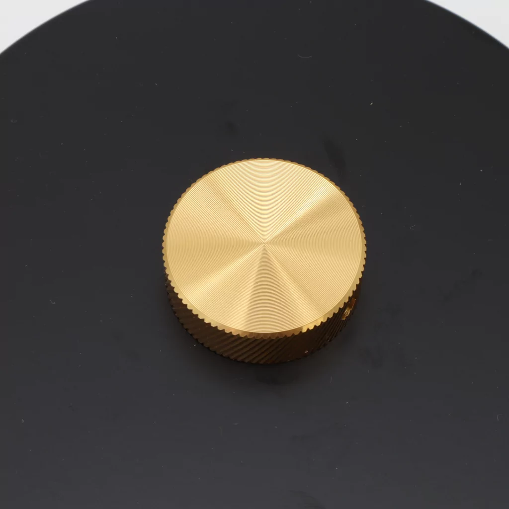 Kompakt Mini Dimmer – Gull riflet ALU. For innbygging. LED/Halogen. 230V - Bilde 3