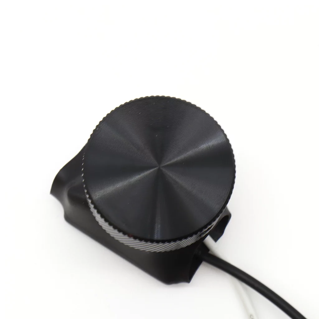 Kompakt Mini Dimmer – Sort riflet ALU. For innbygging. LED/Halogen. 230V - Bilde 6