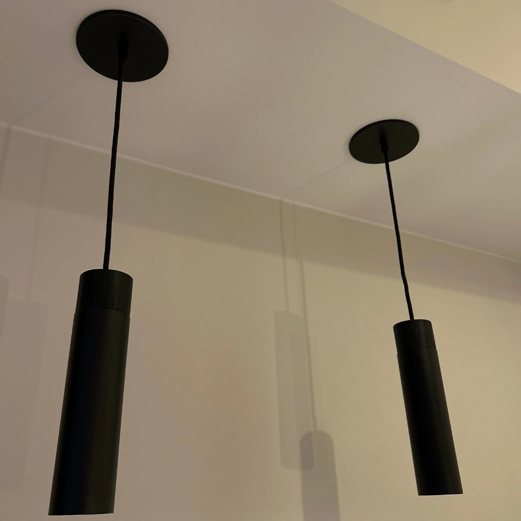 Taklokk og Vegglokk M10 med pendelfeste Ø126mm - Matt Svart Metall - Bilde 4