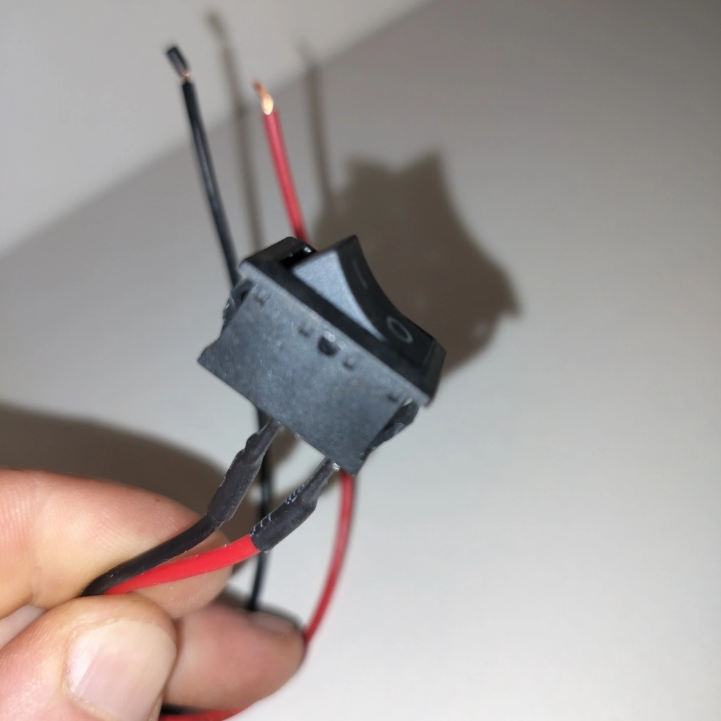 Lysbryter Avlang Innfelling 19x12,5mm 6A 250V - Bilde 2