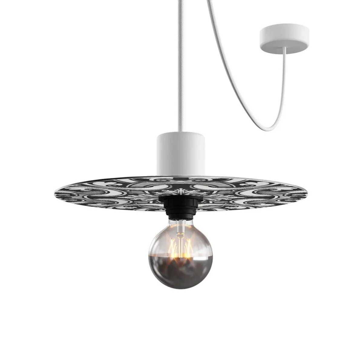 Majolica White/Black – Ø240 Flat Lampeskjerm Inne/Ute - Bilde 3