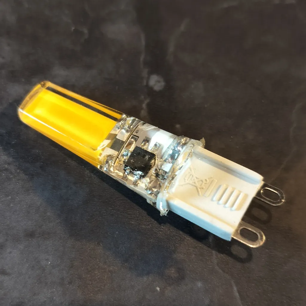 G9 COB Lyspære Dimbar, 2700K, 9W
